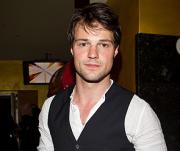 Данила Козловский встречается с Юлией Снигирь