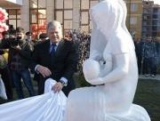 Первый в крае памятник матерям открыли на Ставрополье