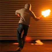 Полицейский участок в Афинах забросали бутылками с зажигательной смесью