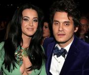 Кэти Перри бросила жениха