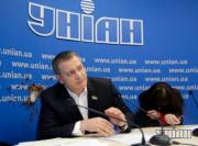 На депутата Вадима Колесниченко полетел \"кал\" (фото)