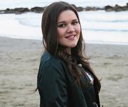 Дина Гарипова закатила танцы в пабе