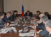 Александр Хлопонин принял участие в «круглом столе», посвященном спорным вопросам землепользования