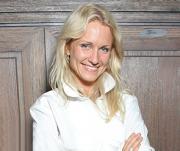 Жорин продолжает публично унижать Катю Гордон