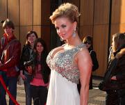 Анна Семенович поощряет секс мужа на стороне