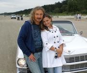 Российские звезды, женившиеся на своих фанатках