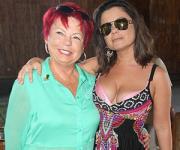 Мать Наташи Королевой была шокирована ее браком со стриптизером