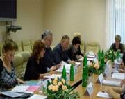 Краевые власти обсудили вопрос погашения задолженности по выплате зарплаты на предприятиях