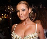 Волочкова испытывает страсть к опасному транспорту