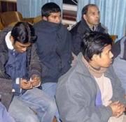 Полиция за один рейд по рынкам Предгорного района задержала более 200 мигрантов