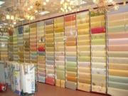 Как подобрать красивые обои для неровных стен?