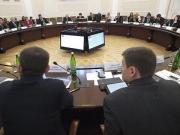 Владимир Владимиров доложил главе Минобра России о подготовке края к ЕГЭ