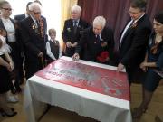 Ставропольские школьники изготовили 30 тысяч копий Знамени Победы