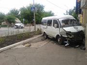В результате ДТП с маршруткой пострадали два человека