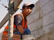 Мигрантов обяжут подтверждать знание языка, истории России и законов