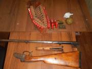 В Петровском районе мужчина добровольно сдал оружие сотрудникам полиции